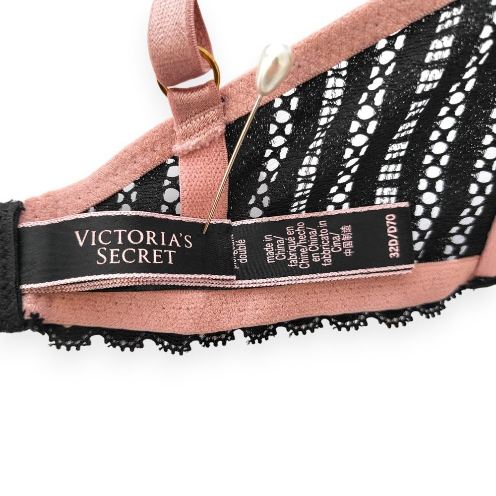 Victoria's Secret - Picture 7 of 12